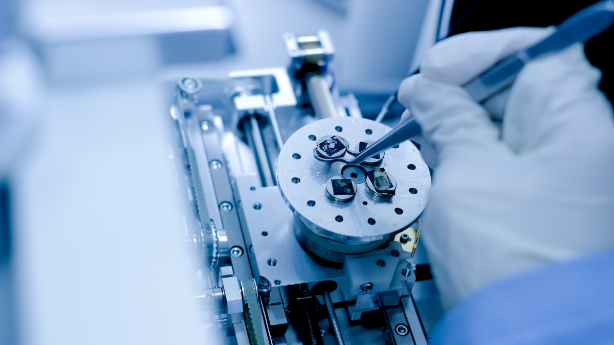 Accurate positioning control for test rigs, analytical instruments, and measurement systems.
